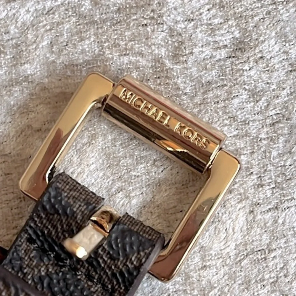 Brand New Michael Kors Brown Zippered Logo Belt Bag Gold Tone Chain Fanny Pack